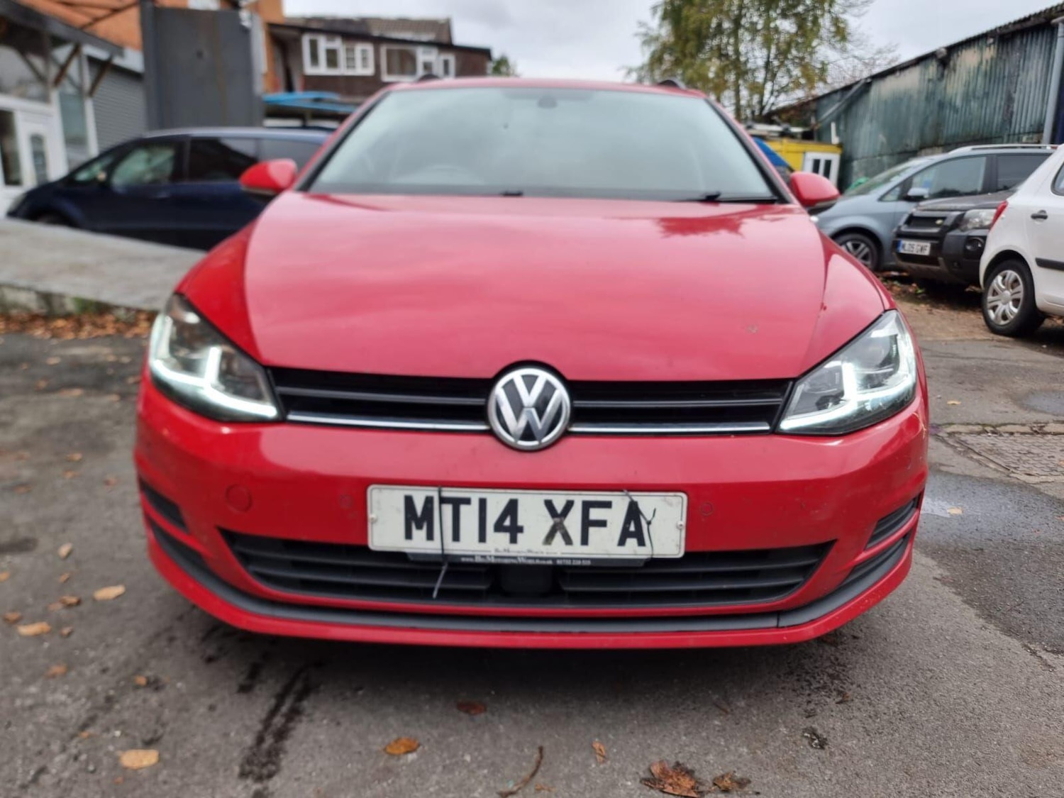 Used Volkswagen Golf 2014 for sale - 77270672: Photo 2