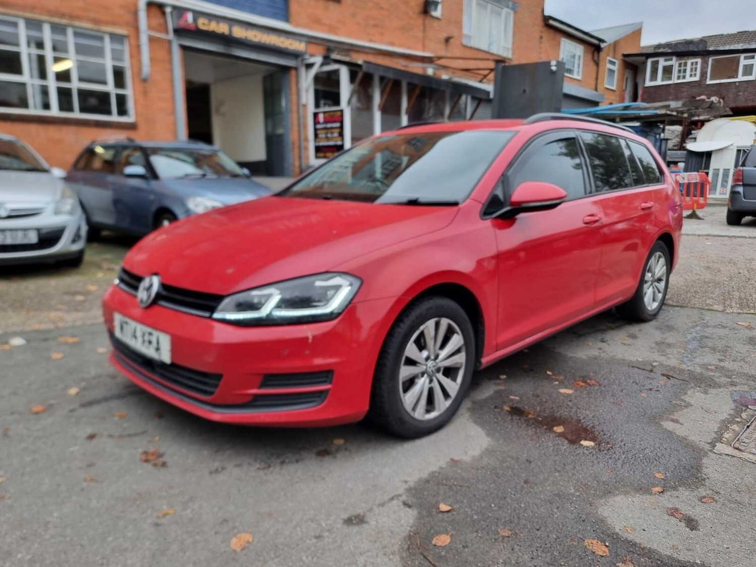 Used Volkswagen Golf 2014 for sale - 77270672: Photo 3