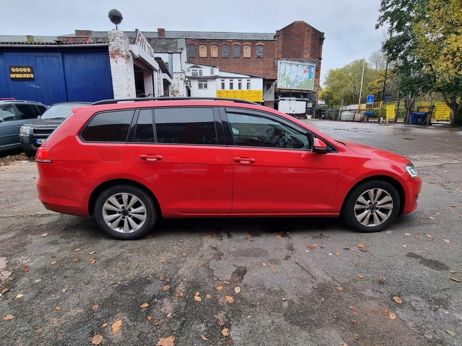 Used Volkswagen Golf 2014 for sale - 77270672: Photo 8