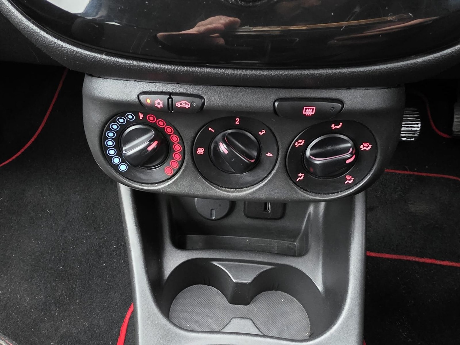 Used Vauxhall Corsa 2018 for sale - 77470996: Photo 13