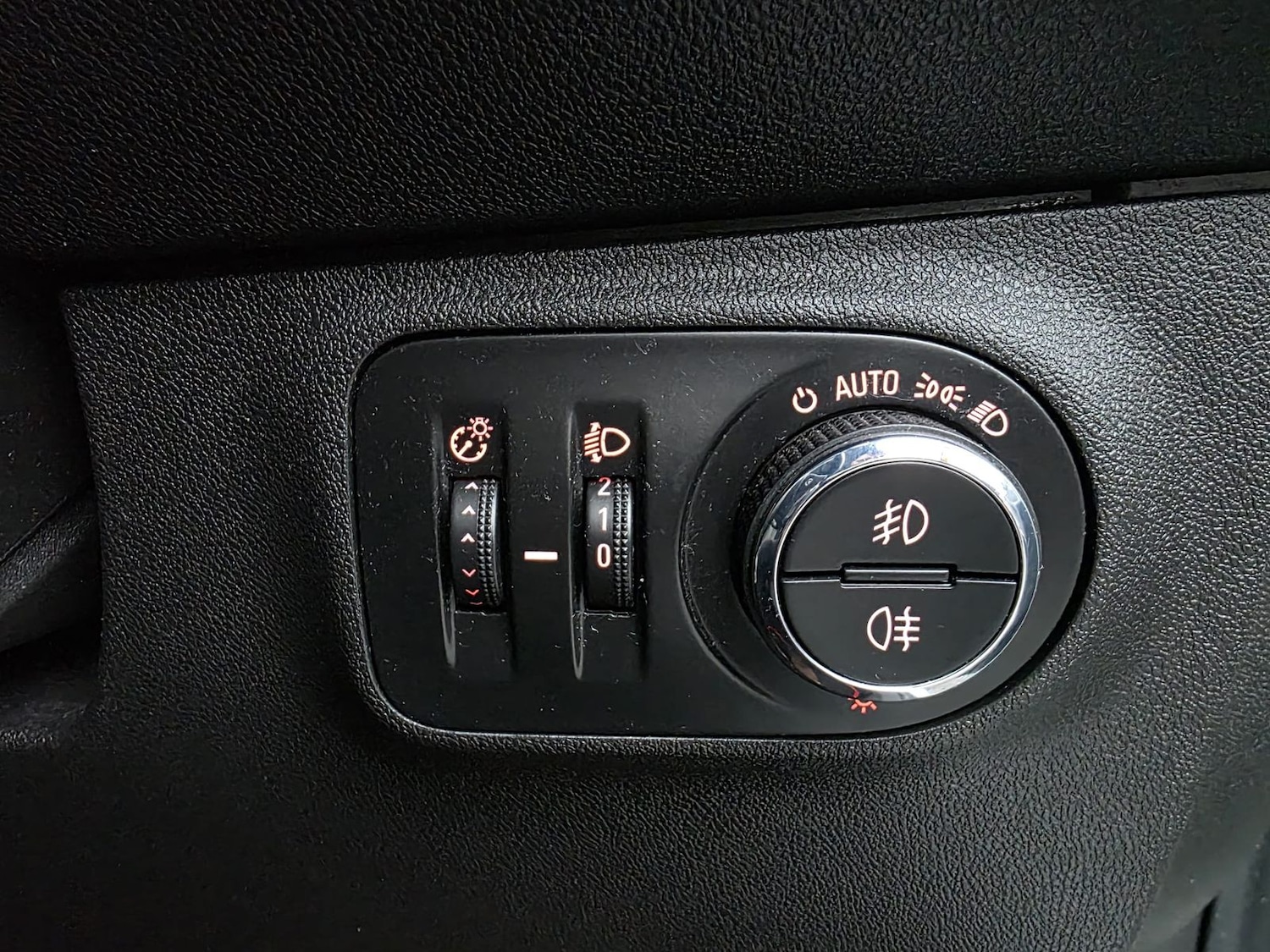 Used Vauxhall Corsa 2018 for sale - 77470996: Photo 21