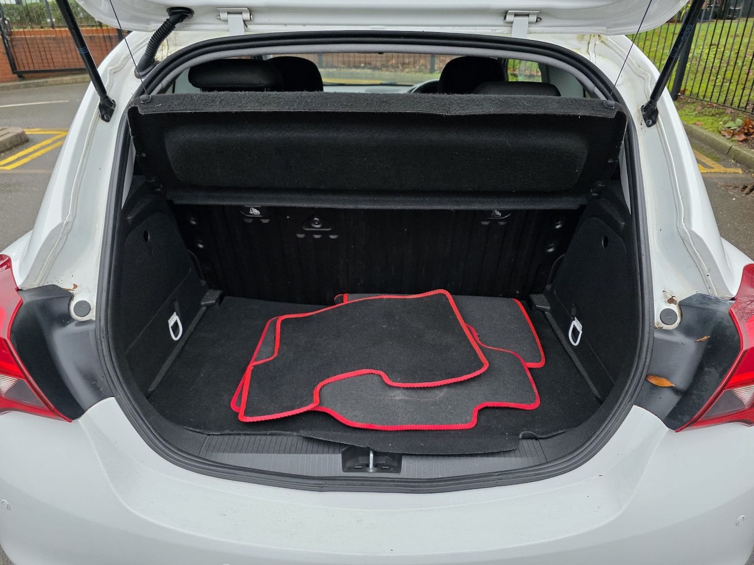 Used Vauxhall Corsa 2018 for sale - 77470996: Photo 9