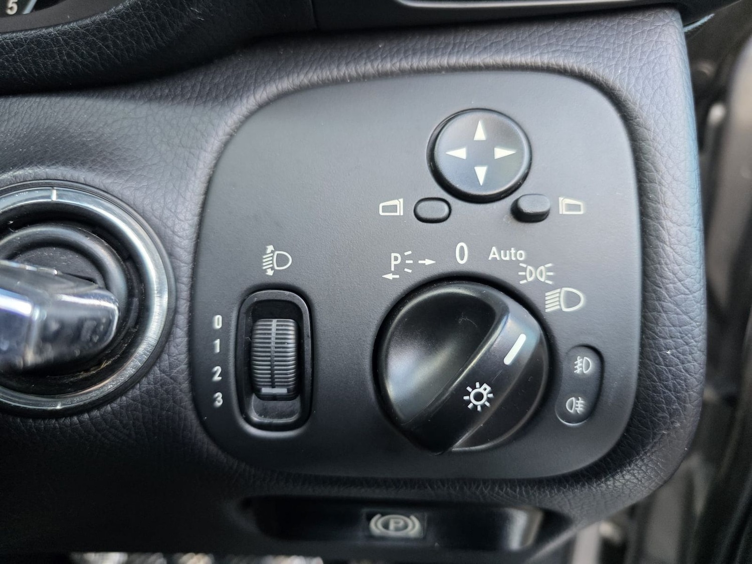 Used Mercedes-Benz CLC Class 2010 for sale - 77894064: Photo 19