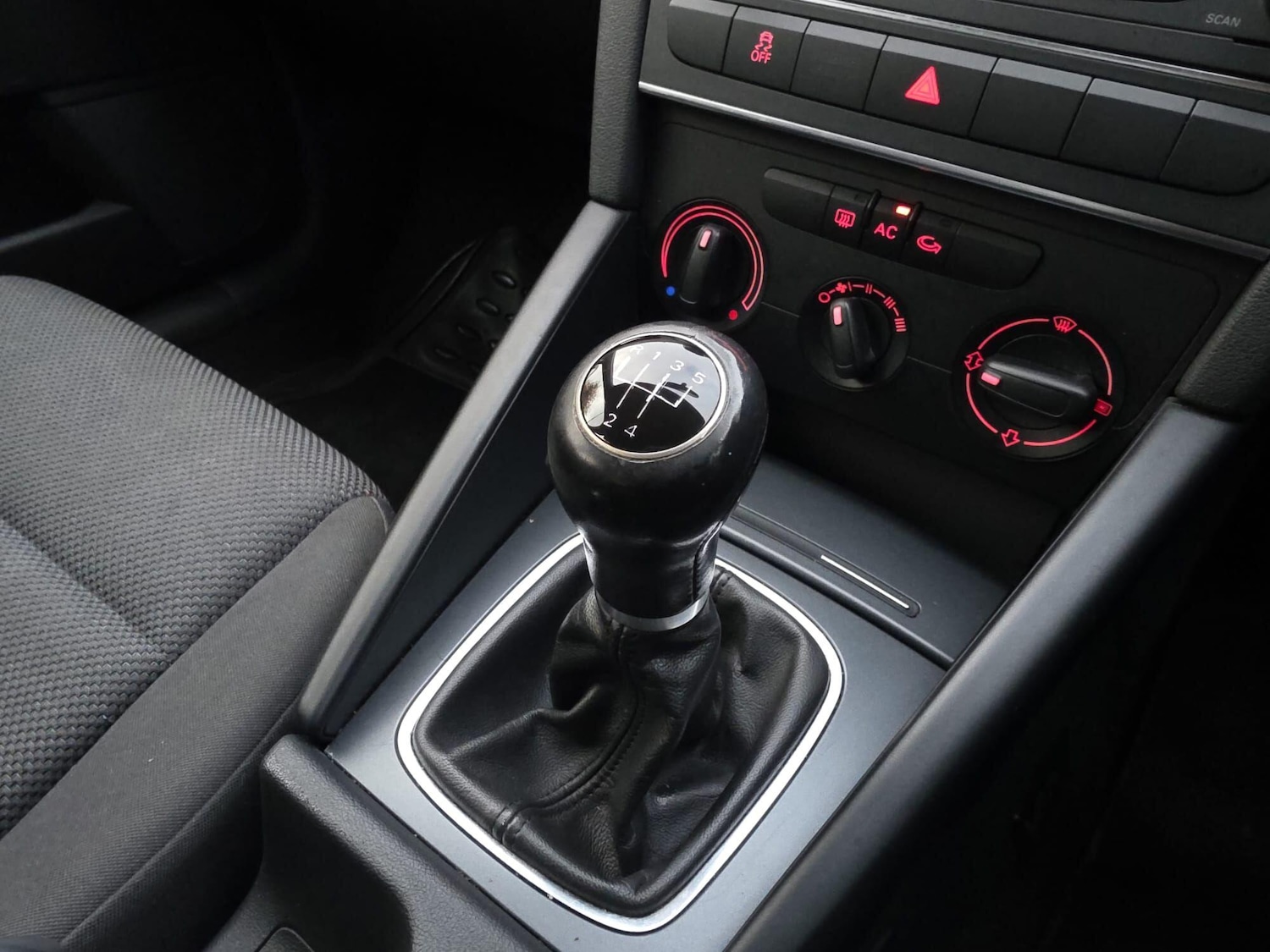 Used Audi A3 2011 for sale - 76457669: Photo 13