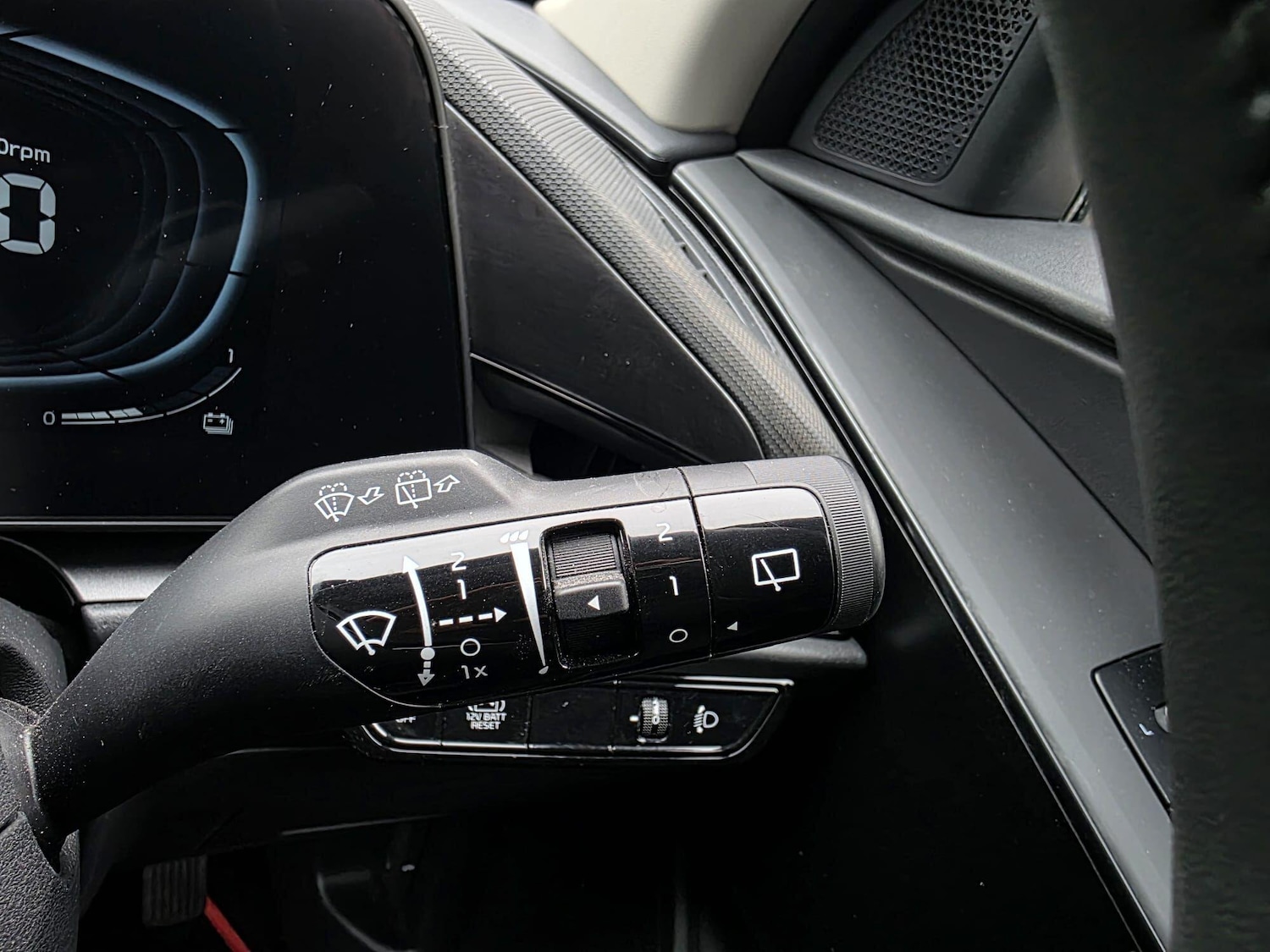 Used Kia Niro 2024 for sale - 76994283: Photo 21