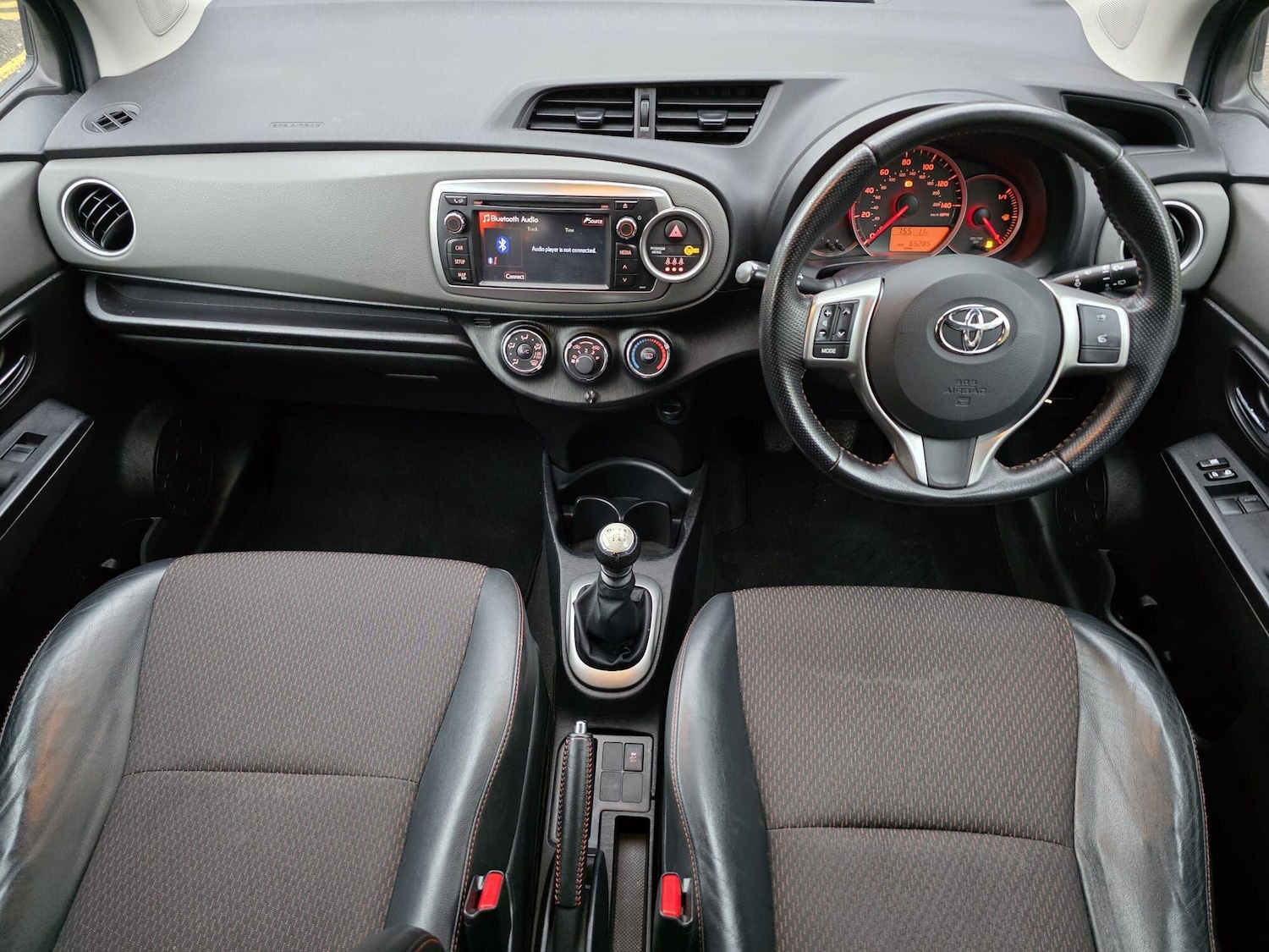 Used Toyota Yaris 2013 for sale - 76409308: Photo 11