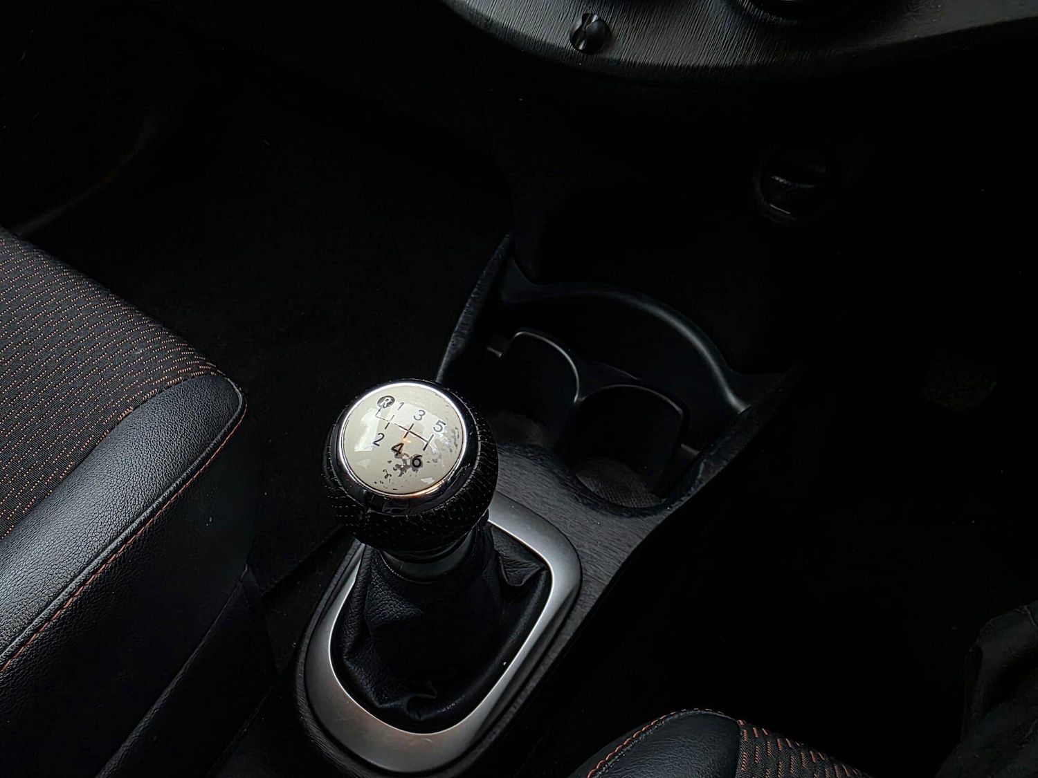 Used Toyota Yaris 2013 for sale - 76409308: Photo 14