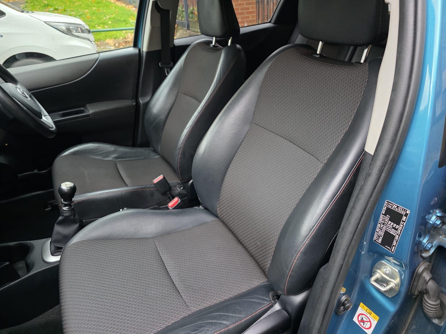 Used Toyota Yaris 2013 for sale - 76409308: Photo 7