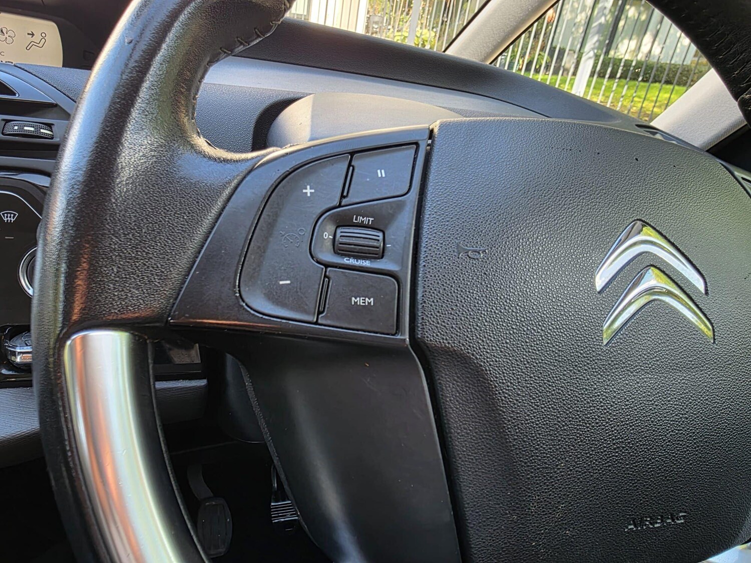 Used Citroen C4 Grand Picasso 2017 for sale - 76988256: Photo 25