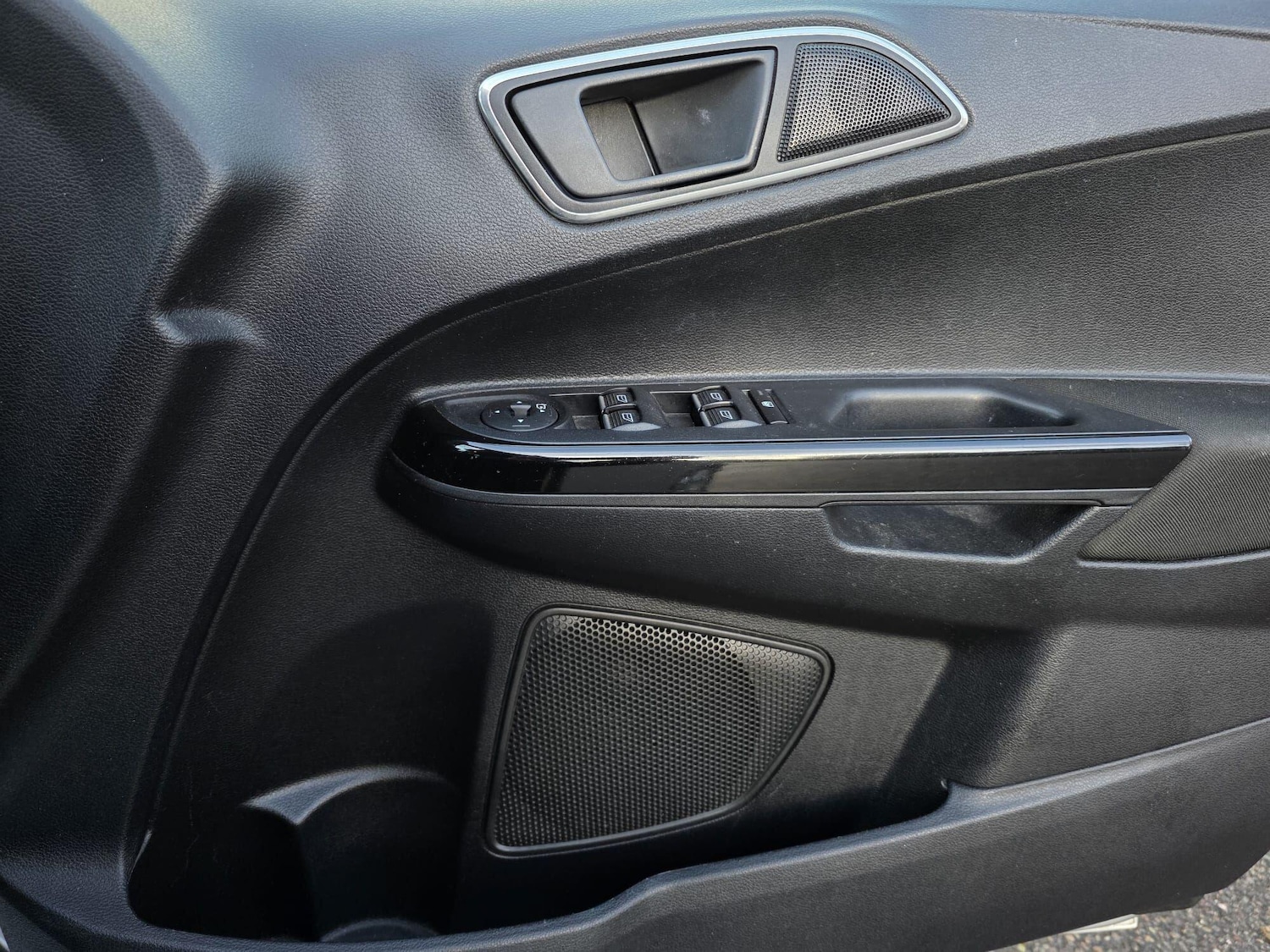 Used Ford B-MAX 2014 for sale - 76926180: Photo 26