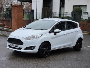 Used Ford Fiesta 2015 for sale - 77293539: Photo