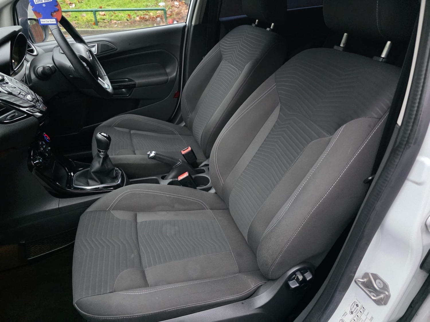 Used Ford Fiesta 2015 for sale - 77293539: Photo 9