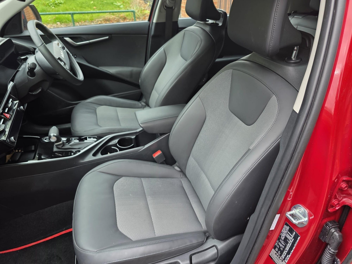 Used Kia Niro 2024 for sale - 76314592: Photo 7