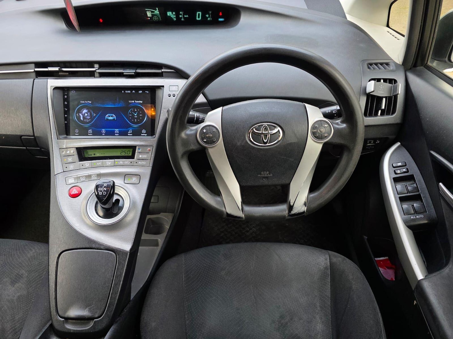 Used Toyota Prius 2017 for sale - 77270660: Photo 12