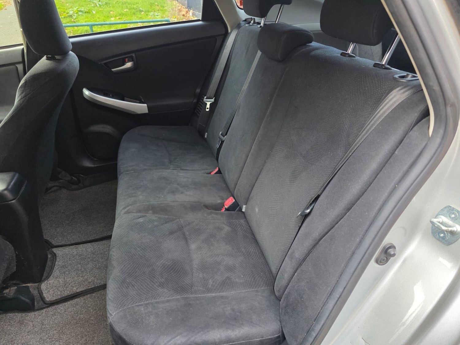 Used Toyota Prius 2017 for sale - 77270660: Photo 9