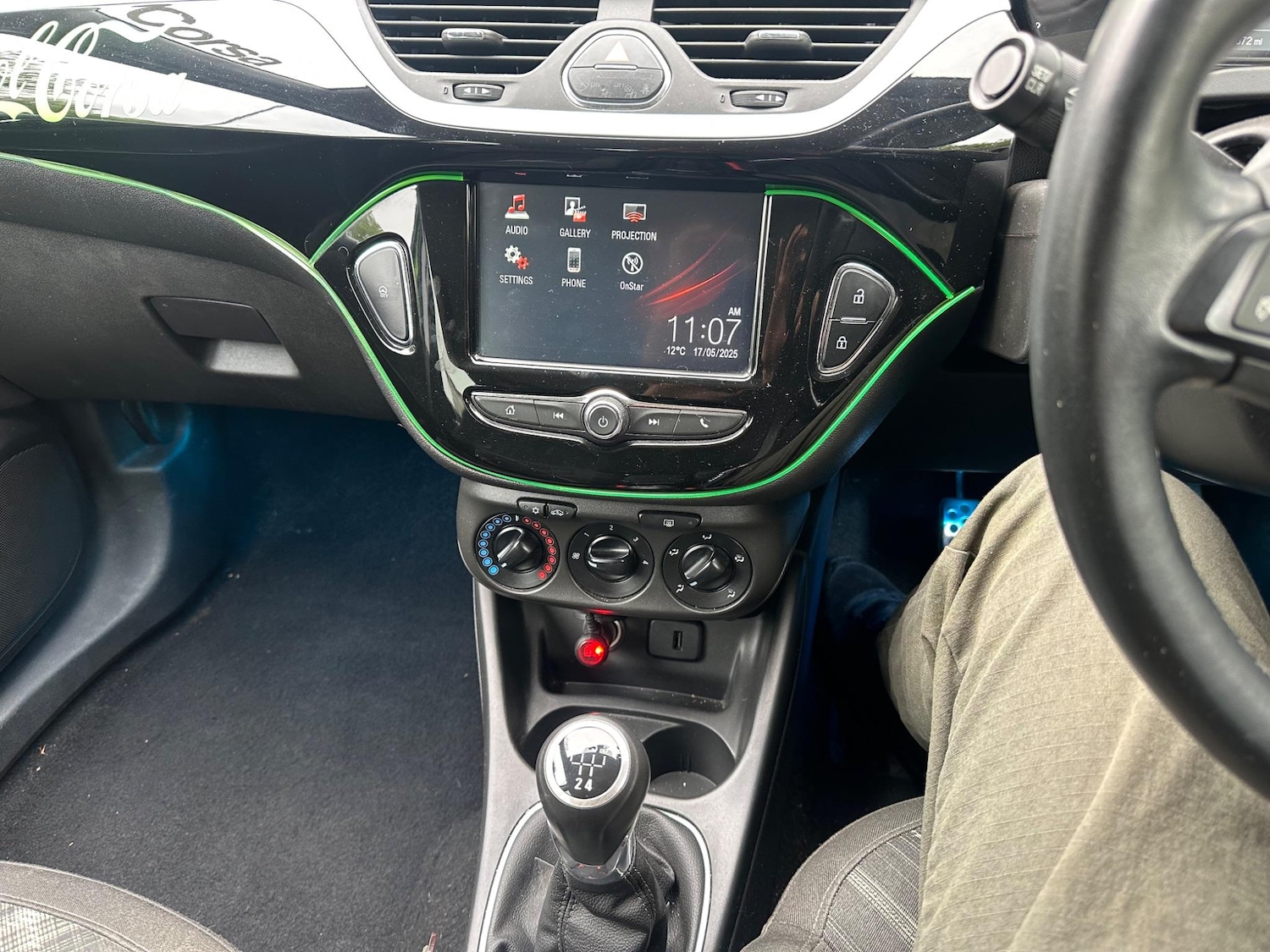 Vehicle 29