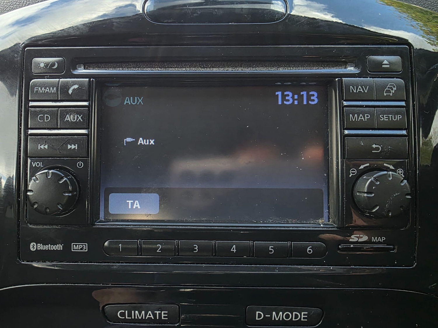 Used Nissan Juke 2013 for sale - 76850501: Photo 23