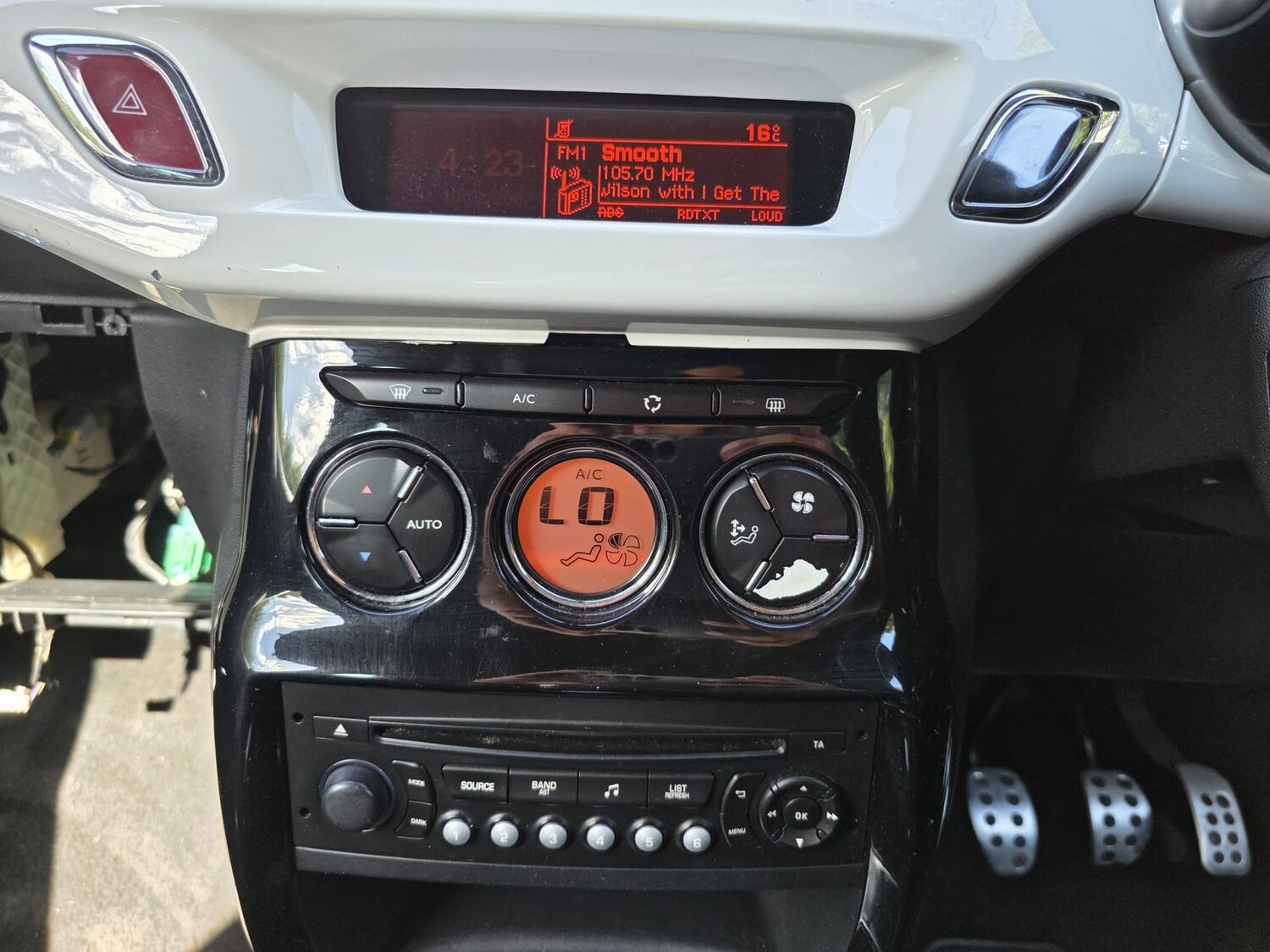 Used Citroen DS3 2015 for sale - 77894062: Photo 11