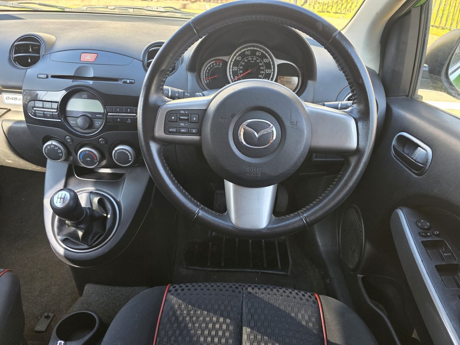 Used Mazda Mazda2 2012 for sale - 77960070: Photo 13