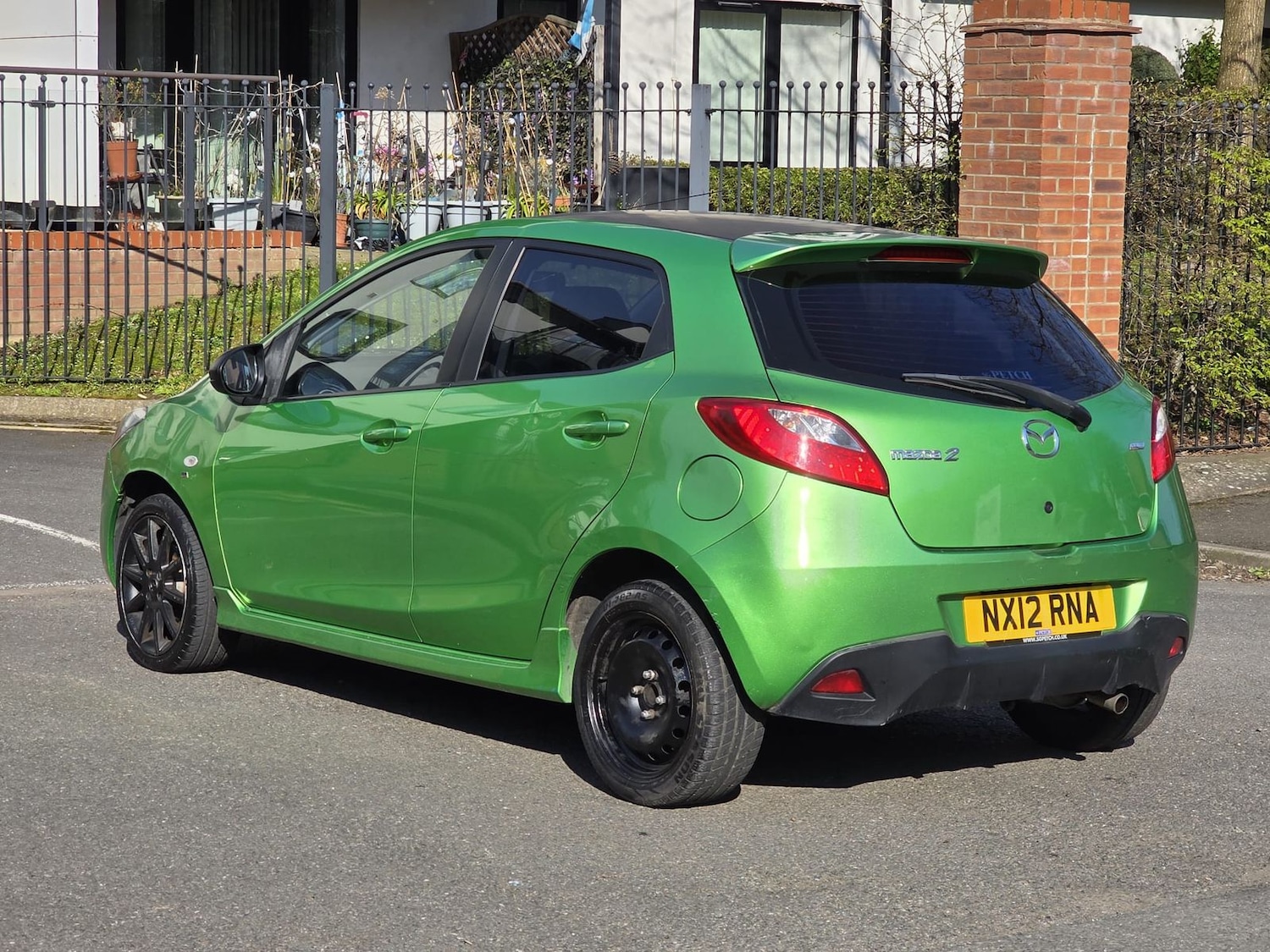 Used Mazda Mazda2 2012 for sale - 77960070: Photo 4