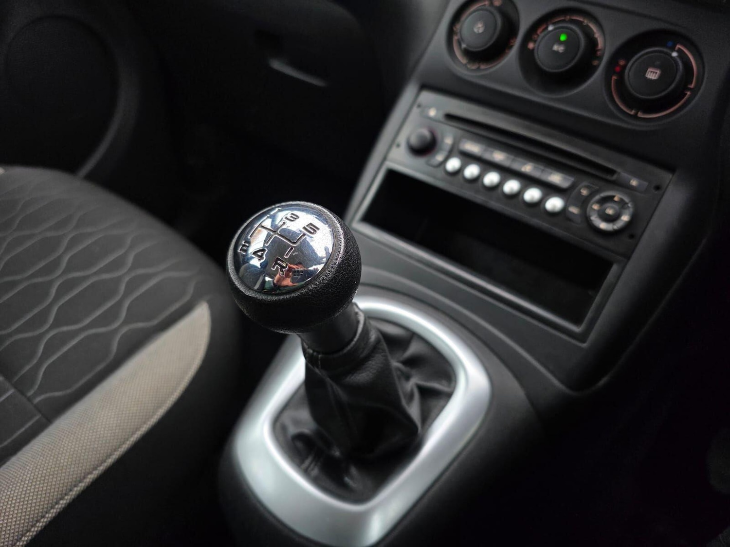 Used Citroen C3 Picasso 2015 for sale - 76498724: Photo 12