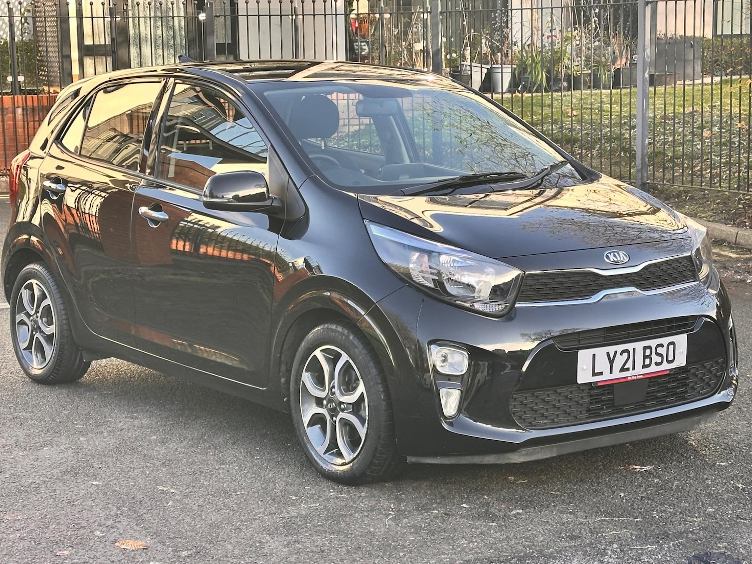 Used Kia Picanto 2021 for sale - 76239869: Photo 1