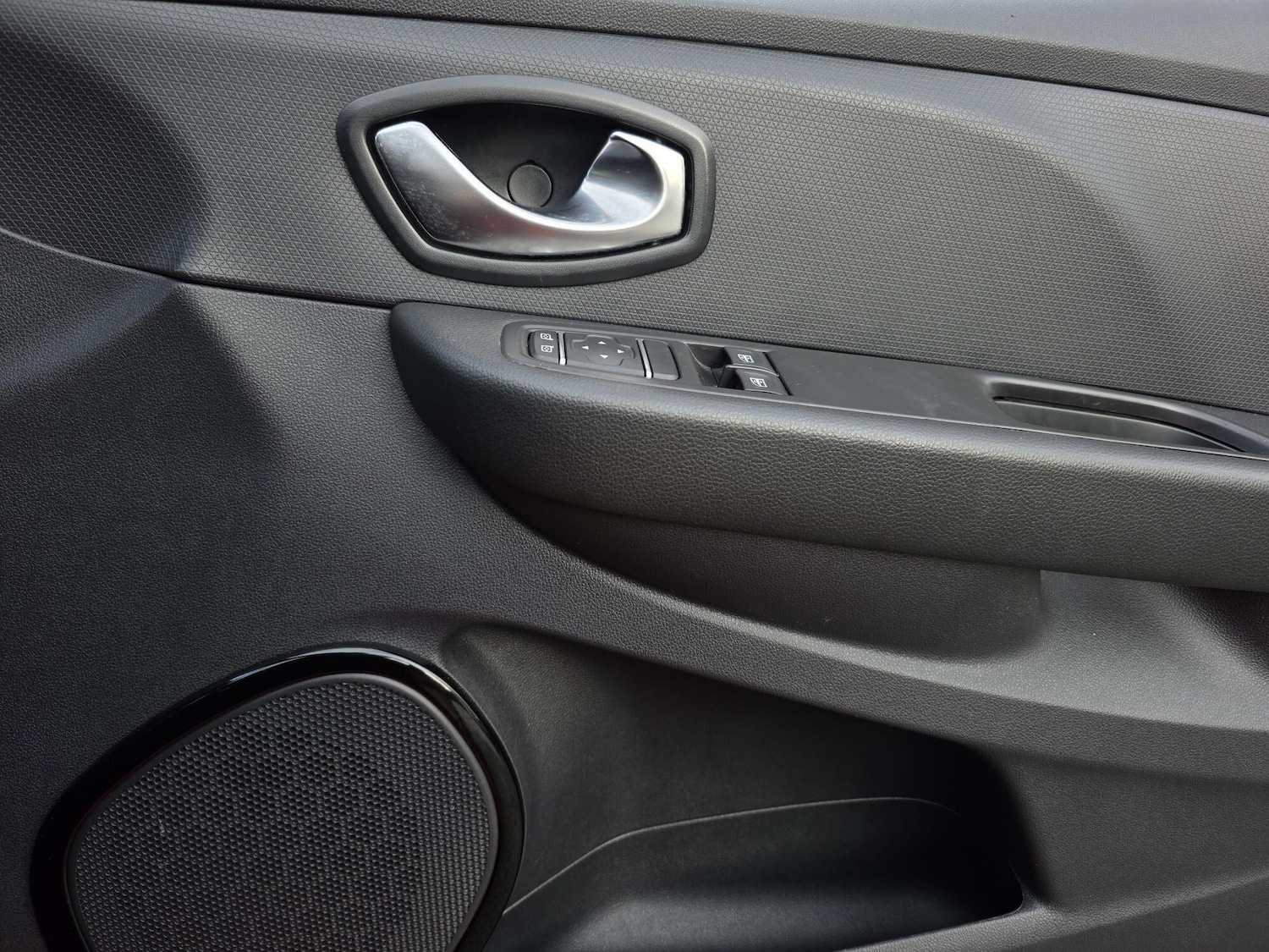 Used Renault Clio 2016 for sale - 78022668: Photo 24