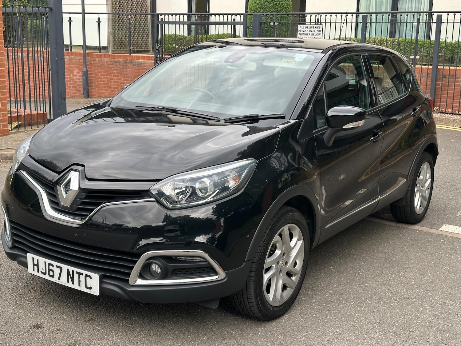 Used Renault Captur 2017 for sale - 77270664: Photo 11