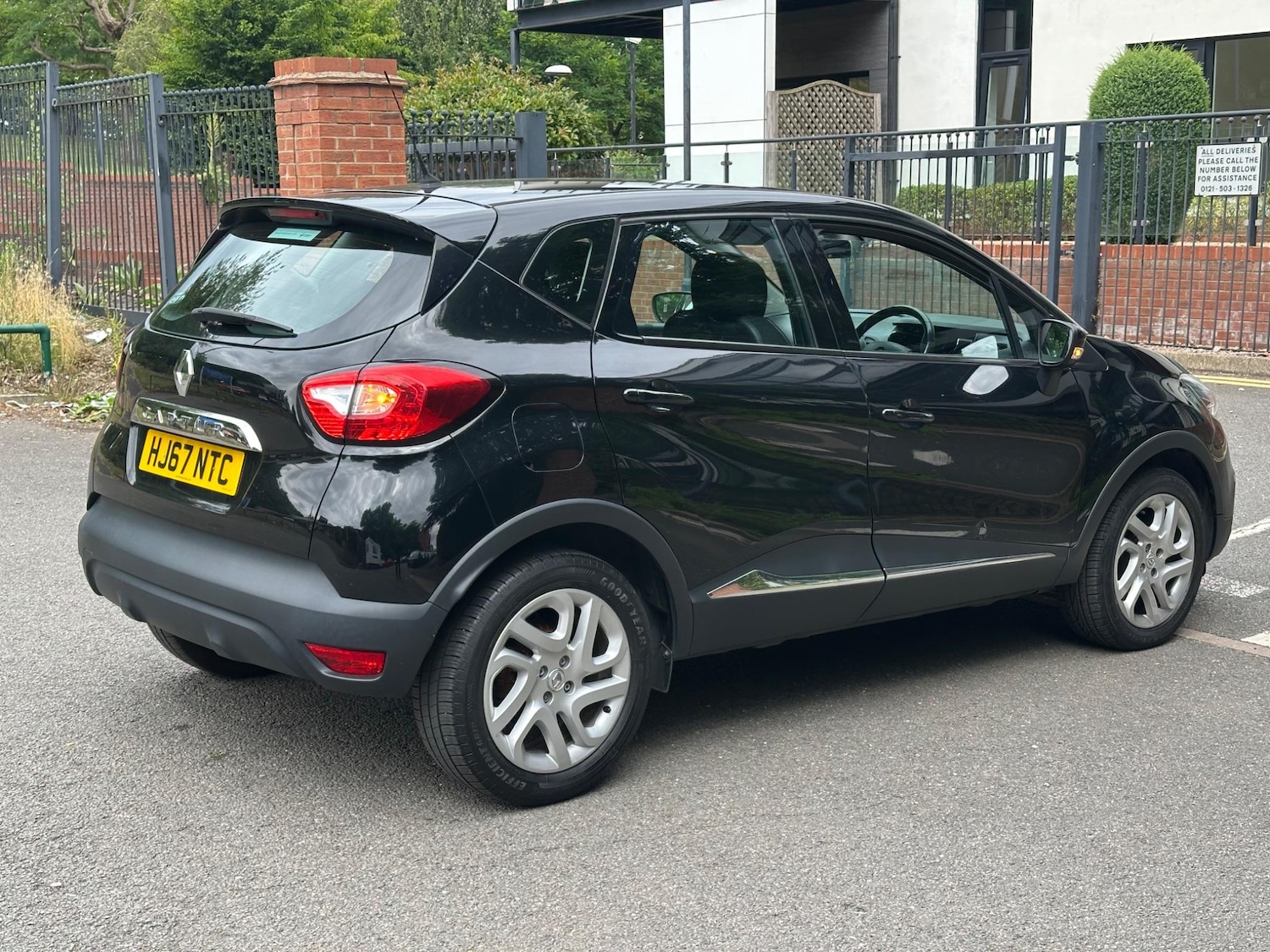 Used Renault Captur 2017 for sale - 77270664: Photo 32