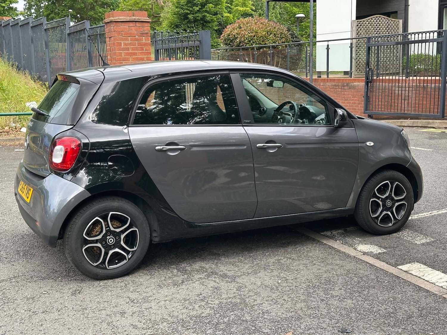 Vehicle 22