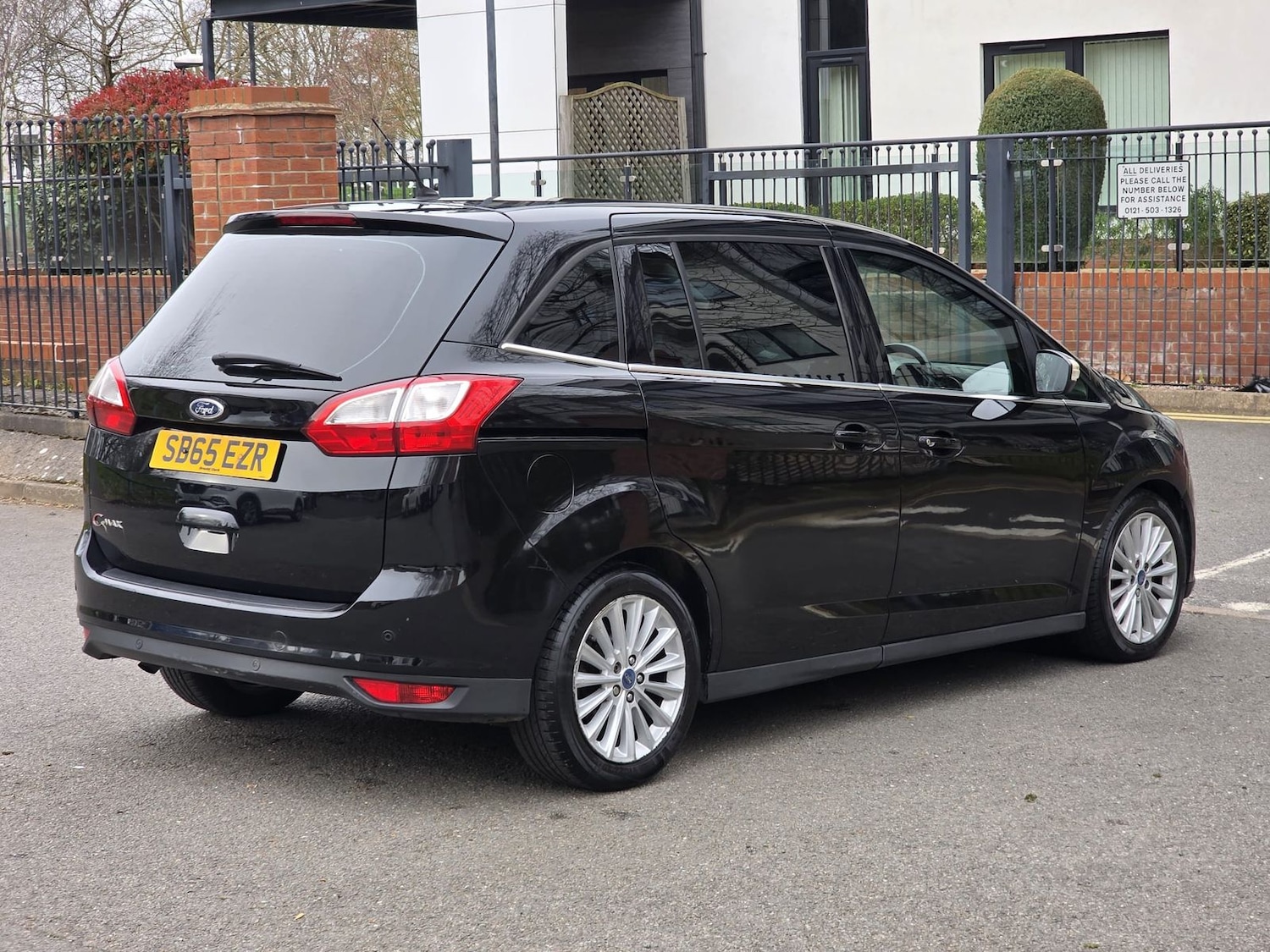 Used Ford Grand C-Max 2015 for sale - 77995199: Photo 6