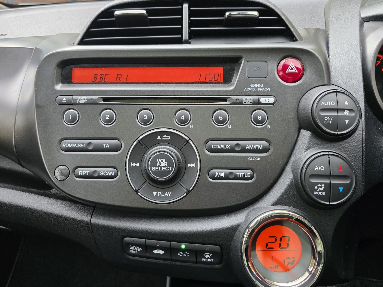 Used Honda Jazz 2013 for sale - 76377539: Photo 13