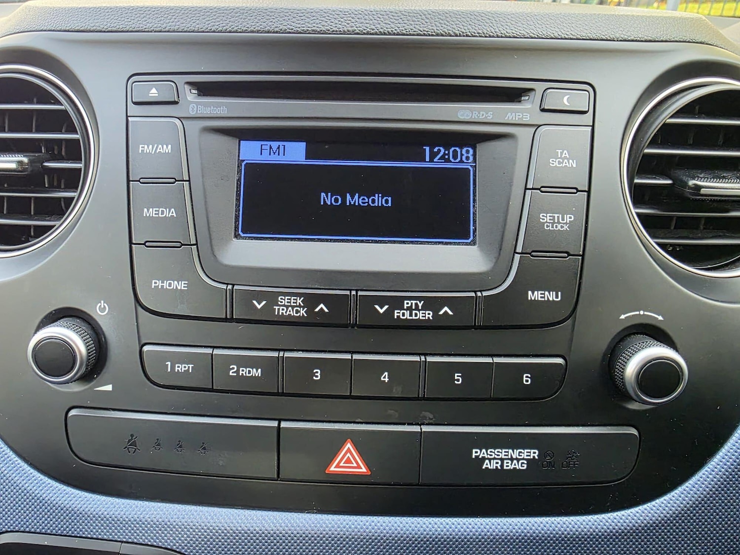 Used Hyundai i10 for sale - 76995275: Photo 13