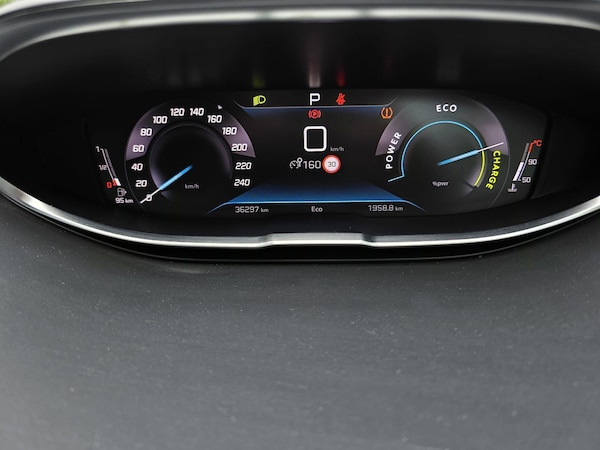 Used Peugeot 5008 2023 for sale - 76108883: Photo 31