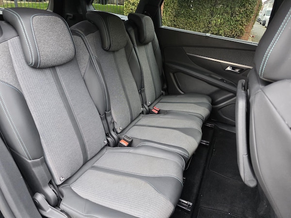 Used Peugeot 5008 2023 for sale - 76108883: Photo 7