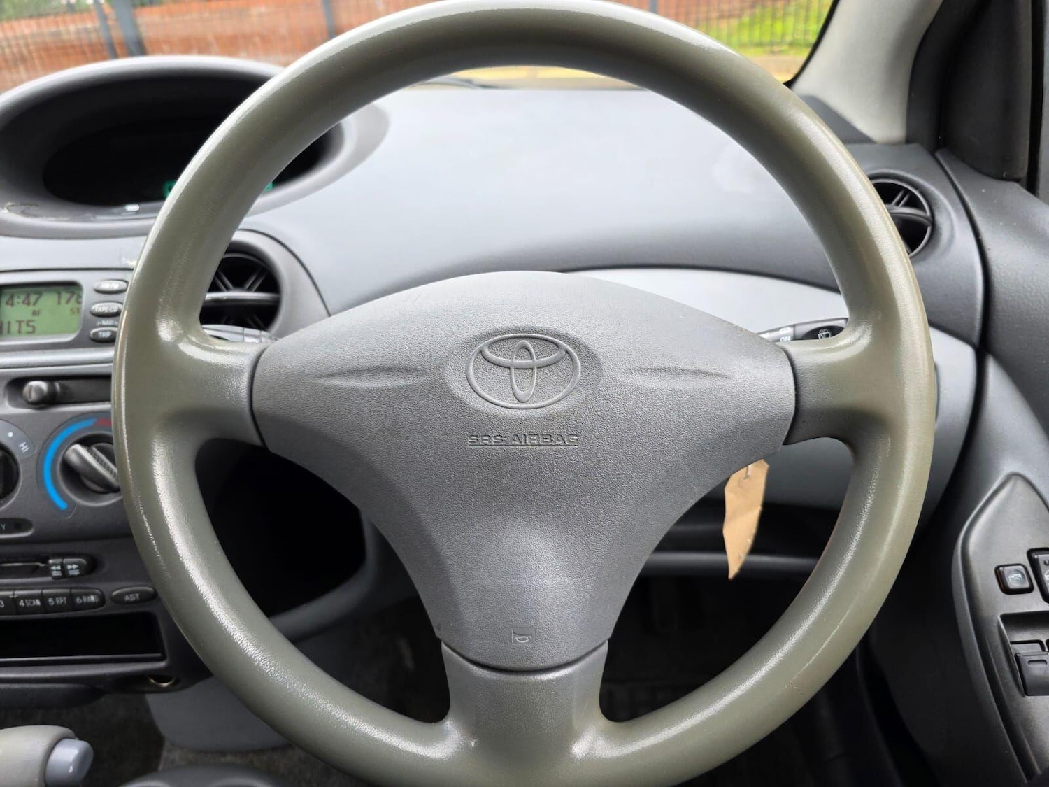 Used Toyota Yaris 2001 for sale - 76992084: Photo 14