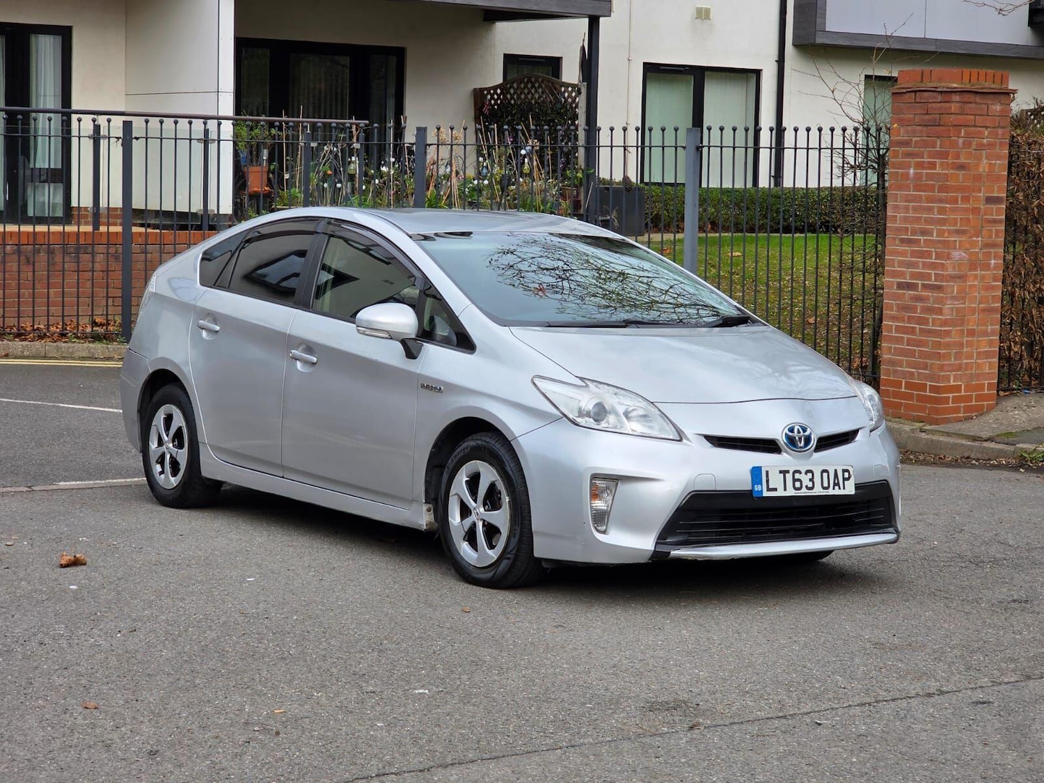 Used Toyota Prius 2017 for sale - 76620405: Photo 1