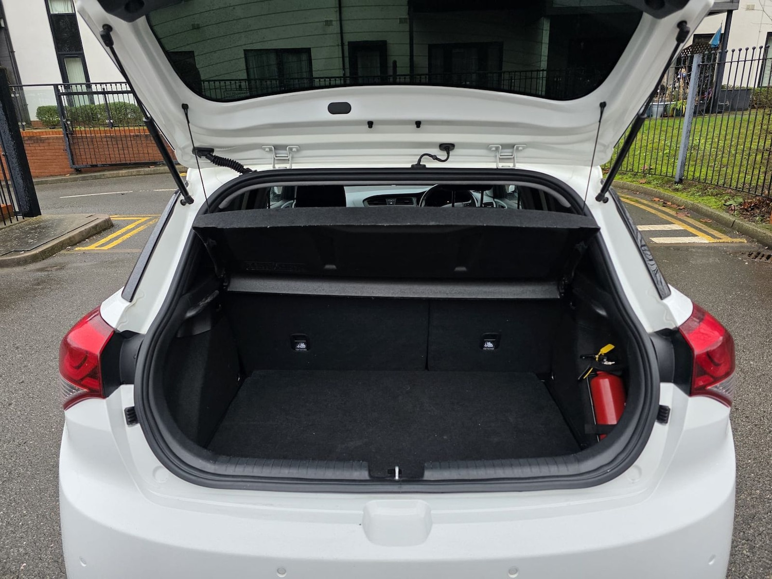 Used Hyundai i20 2016 for sale - 77281185: Photo 7