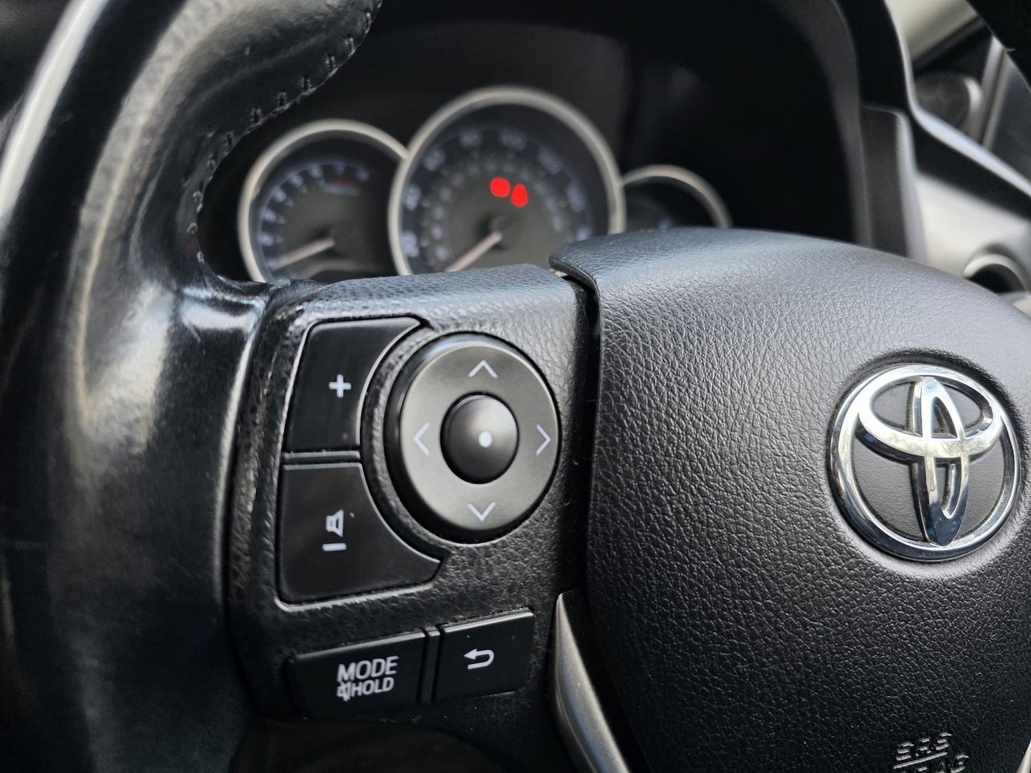 Used Toyota Auris 2014 for sale - 77311529: Photo 15