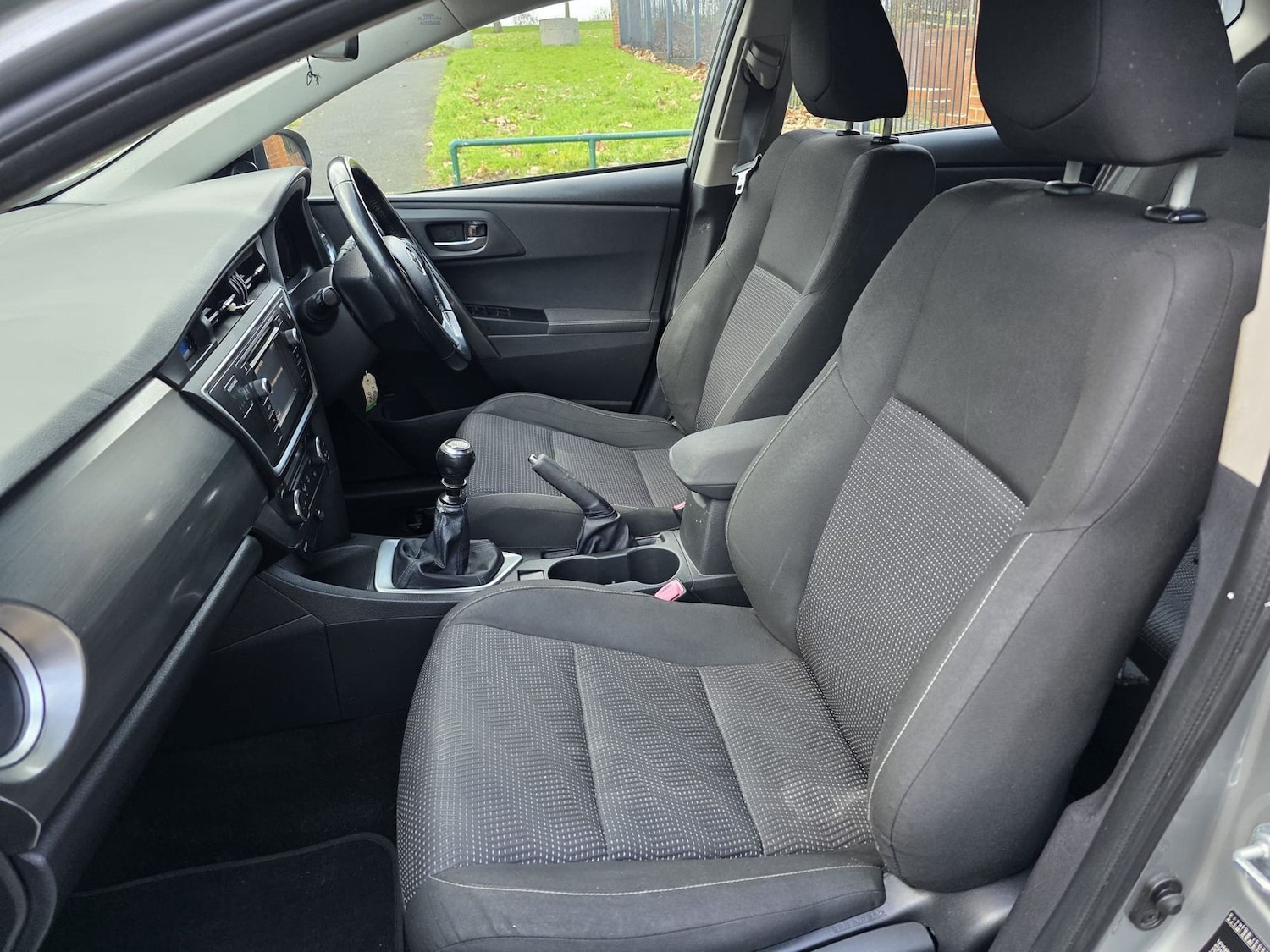 Used Toyota Auris 2014 for sale - 77311529: Photo 5