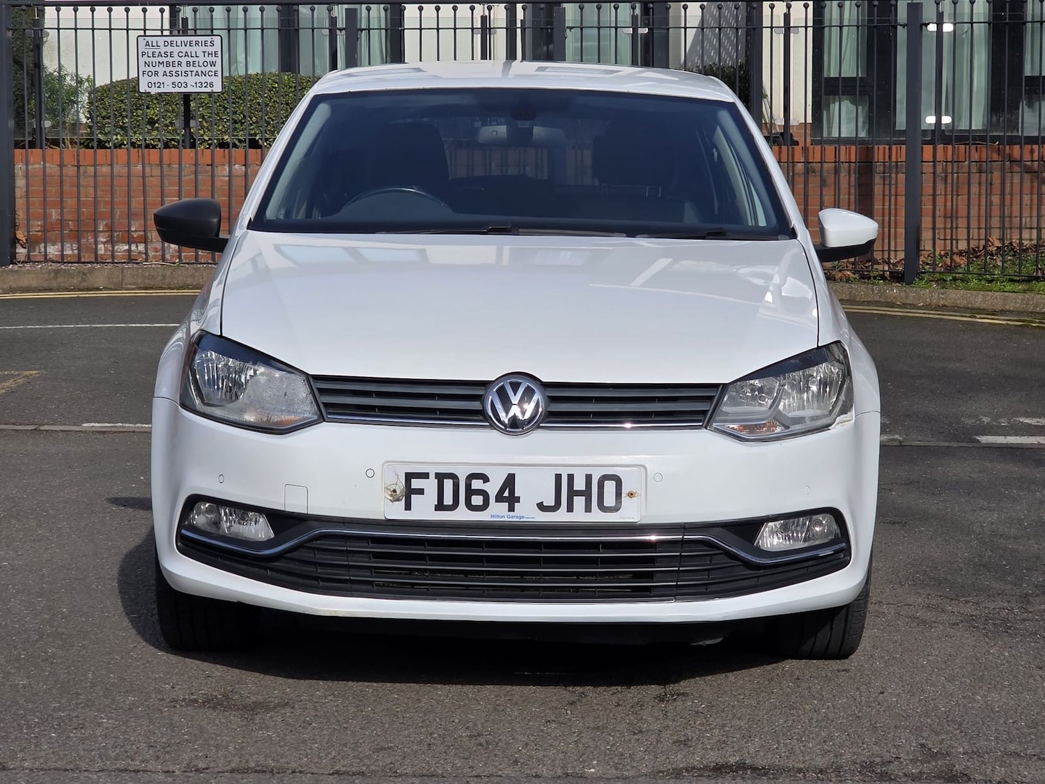Used Volkswagen Polo 2014 for sale - 77660501: Photo 2
