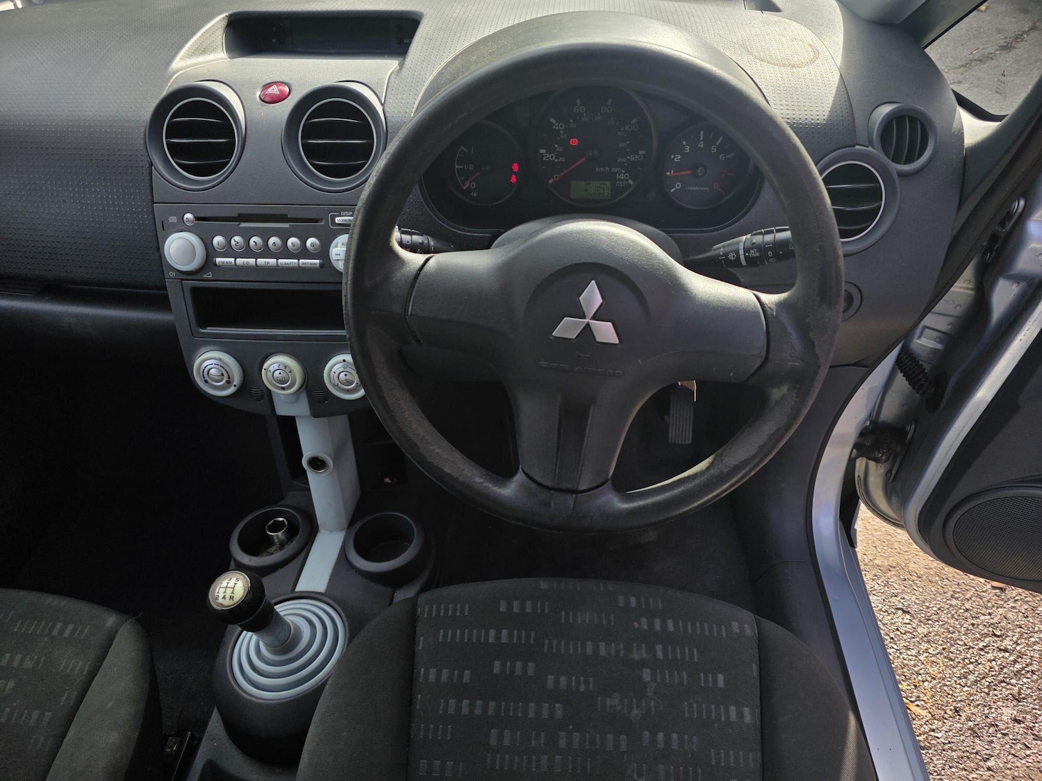 Used Mitsubishi Colt 2006 for sale - 77270669: Photo 11