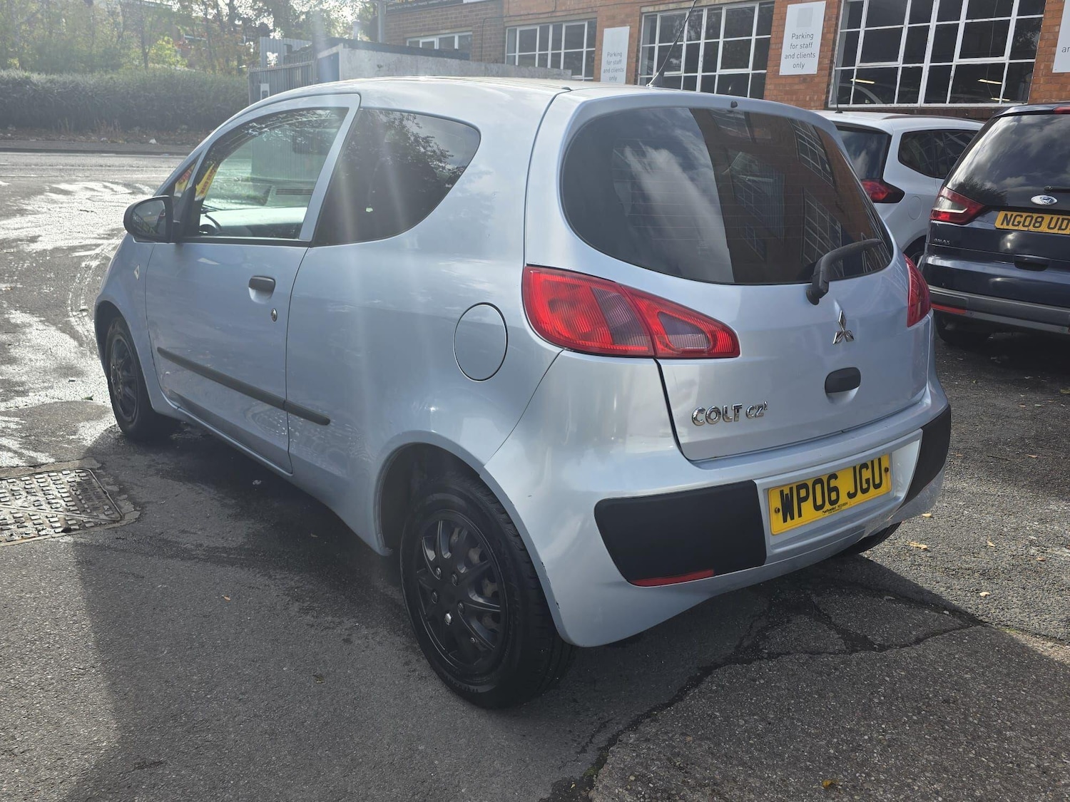 Used Mitsubishi Colt 2006 for sale - 77270669: Photo 4