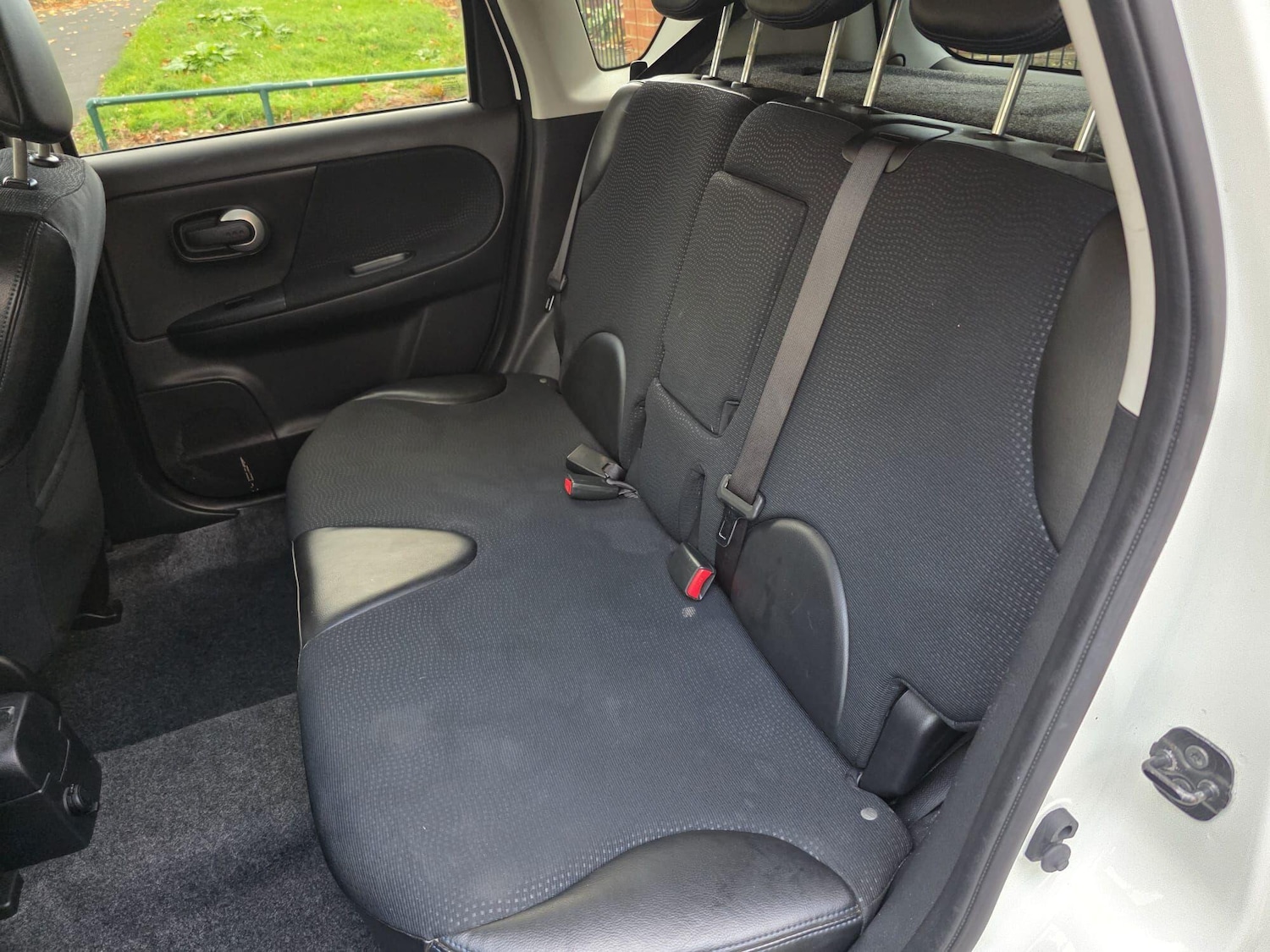 Used Nissan Note 2012 for sale - 76538240: Photo 8