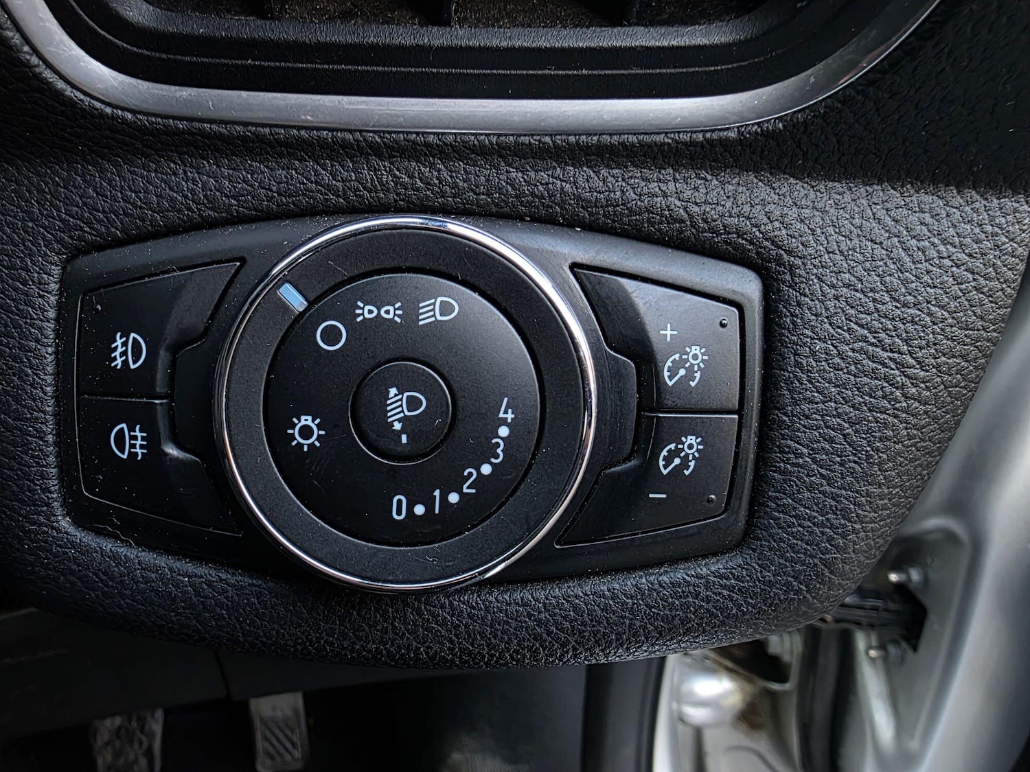 Used Ford B-MAX 2014 for sale - 77270616: Photo 25