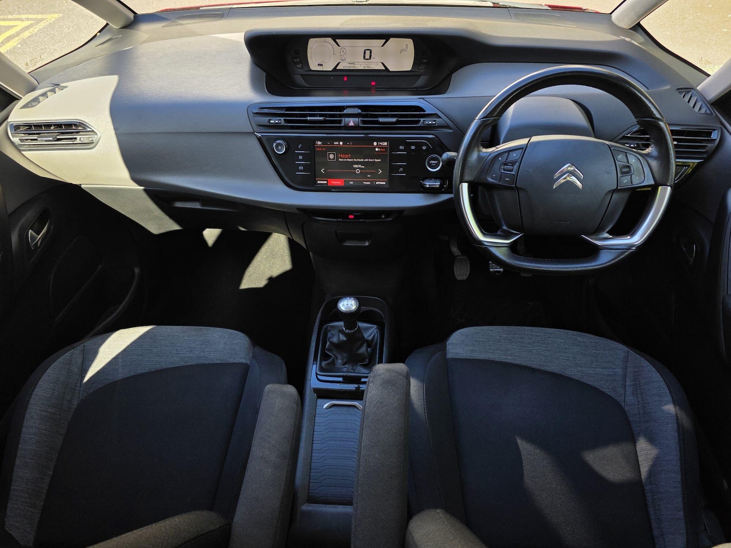 Used Citroen C4 Grand Picasso 2017 for sale - 76042519: Photo 11