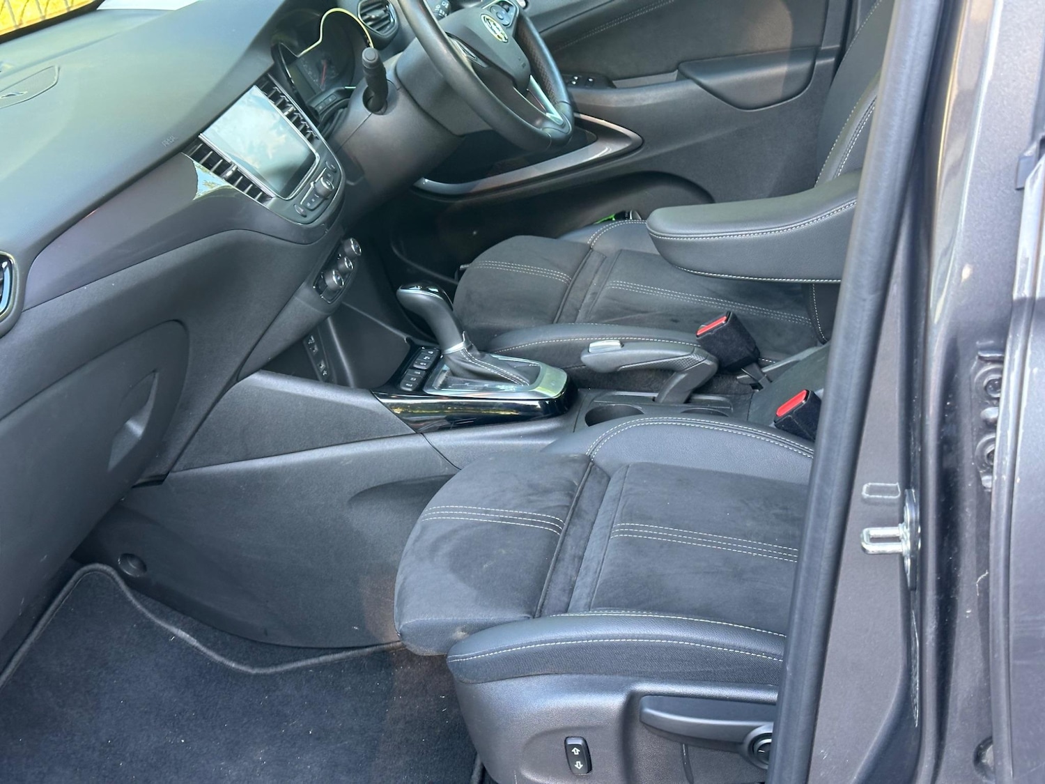 Used Vauxhall Crossland 2022 for sale - 76612900: Photo 11