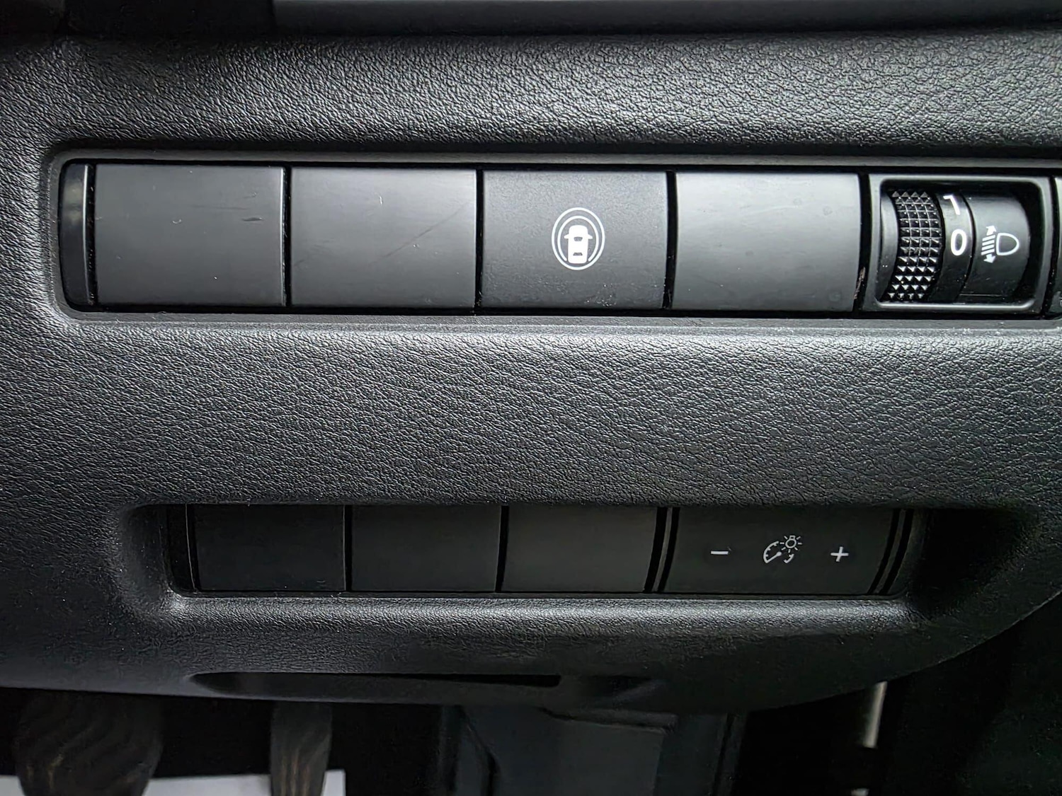 Used Nissan X-Trail 2023 for sale - 76294652: Photo 28