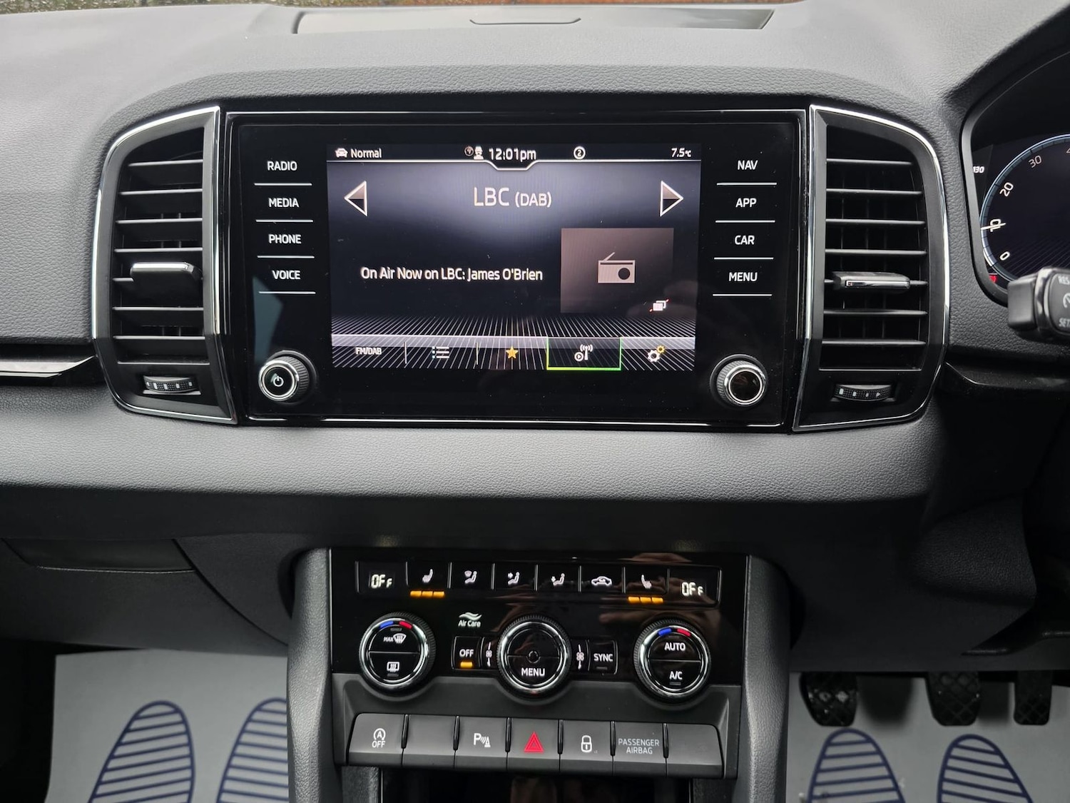 Used Skoda Karoq 2024 for sale - 77293541: Photo 13