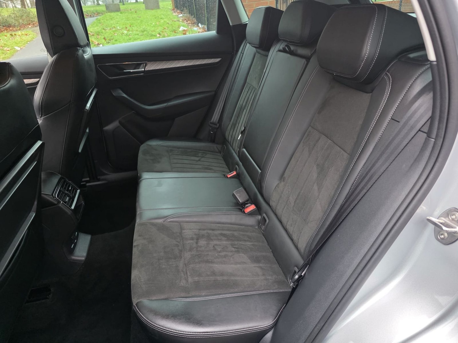 Used Skoda Karoq 2024 for sale - 77293541: Photo 8